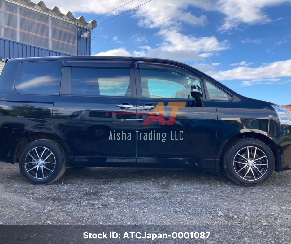 2013 Toyota Noah